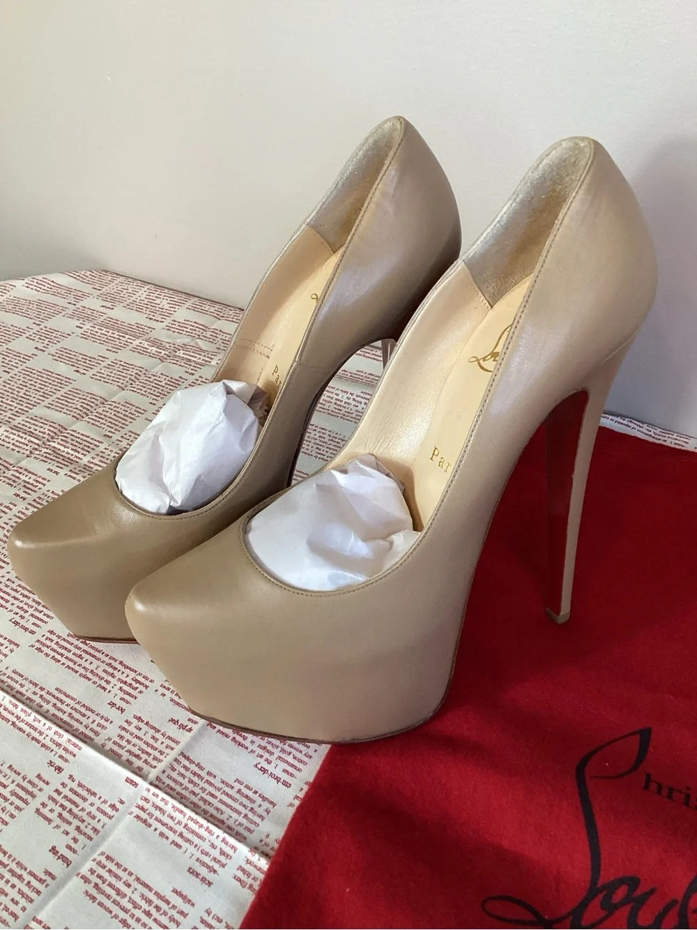 Christian Louboutin Daffodile 160 Kid Leather Beige Platform Pumps EU 38.5